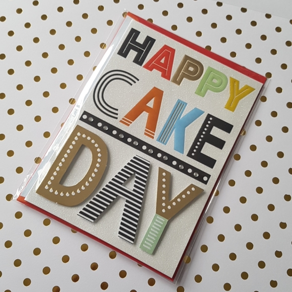 C R Gibson Luxury Card Happy Cake Day - Picture 4 of 15